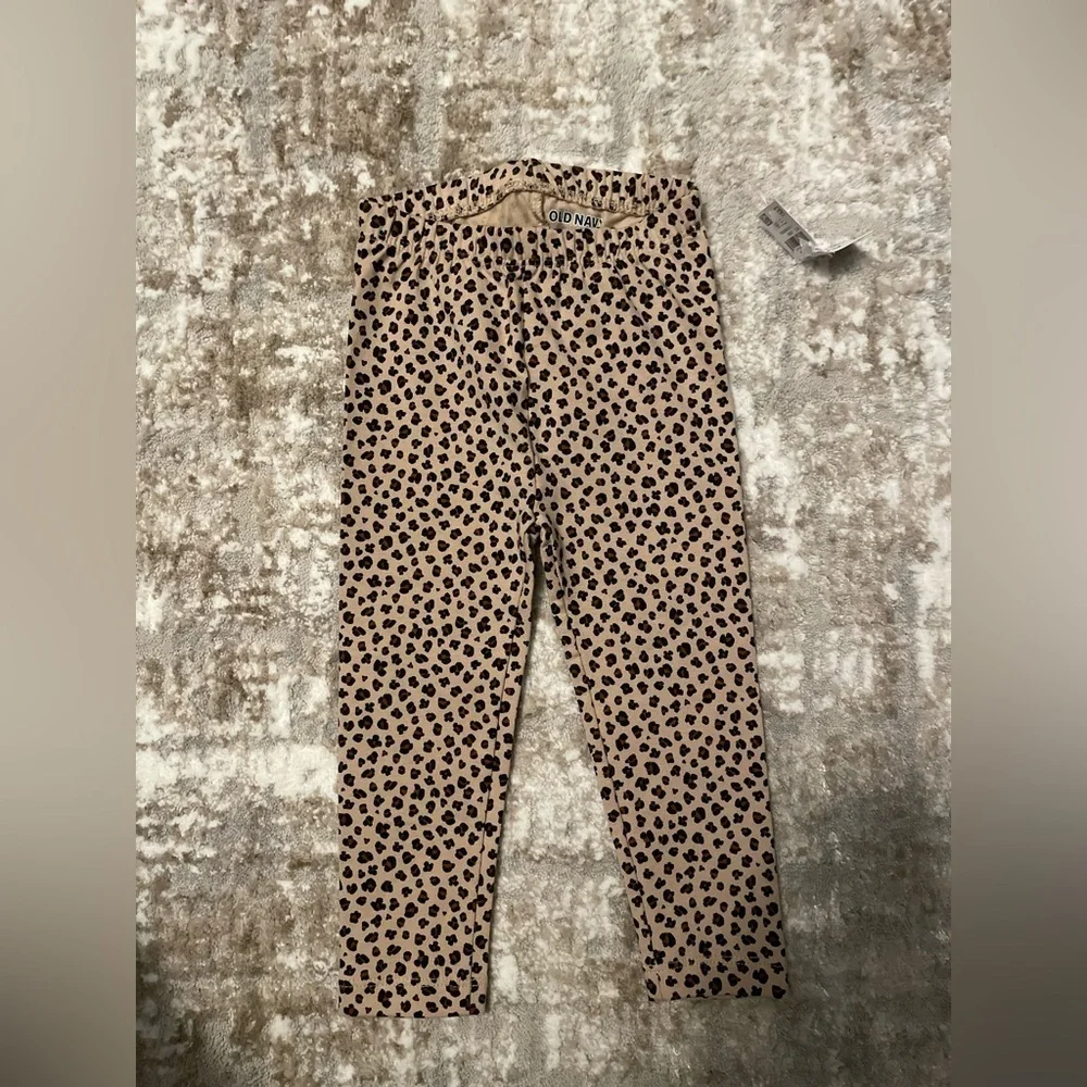Old Navy Beige and Black Leopard Print Leggings size 18-24 months - NWT